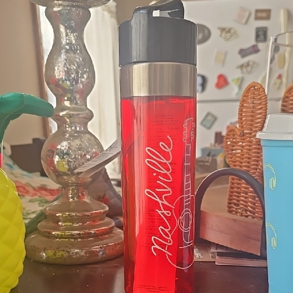 Nashville Red Water Bottle